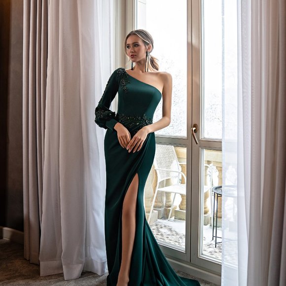 Luxury Evening Prom Quinceanera Dress EMERALD Collection (V-205) Size 4 Sample - Picture 3 of 6